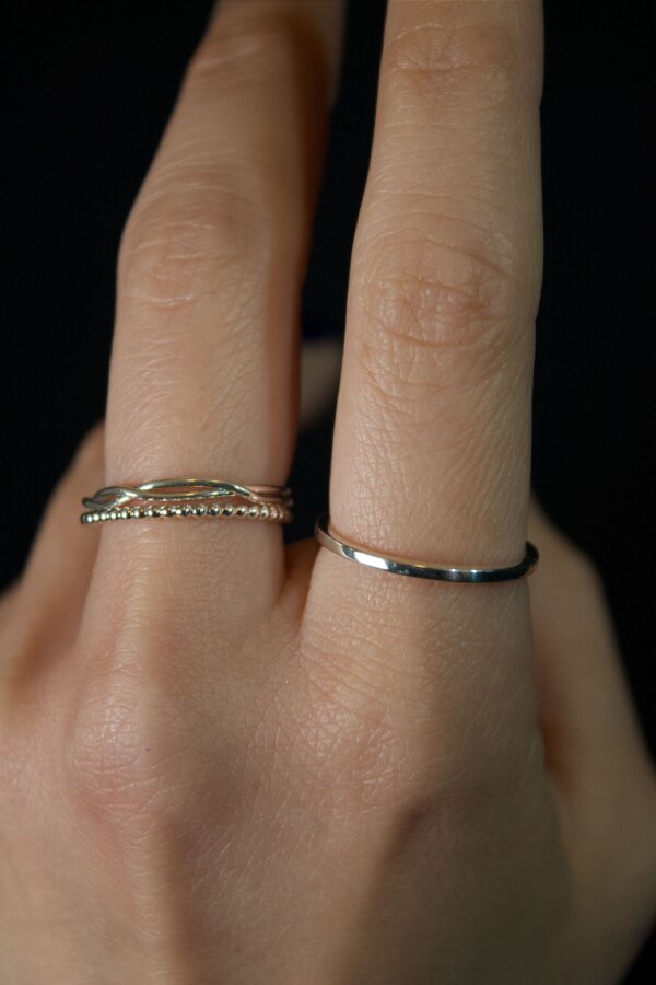 Maries Lieblinge Nahaufnahme von 3 silbernen Ringen