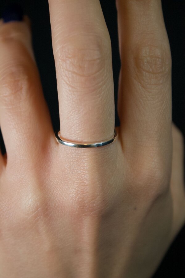 Ring BLISS Nahaufnahme von dünnem Ring aus Silber