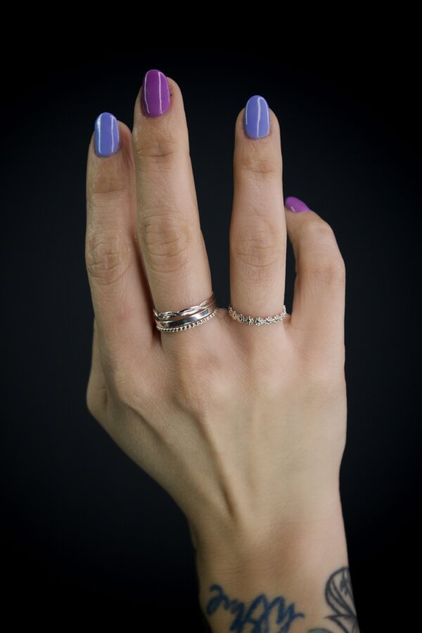 BLOSSOM Ring Nahaufnahme von einem Blümchen Ring aus Silber