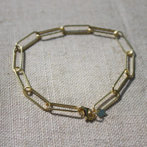 Nahaufnahme von Armkette CORN aus 585 Gold